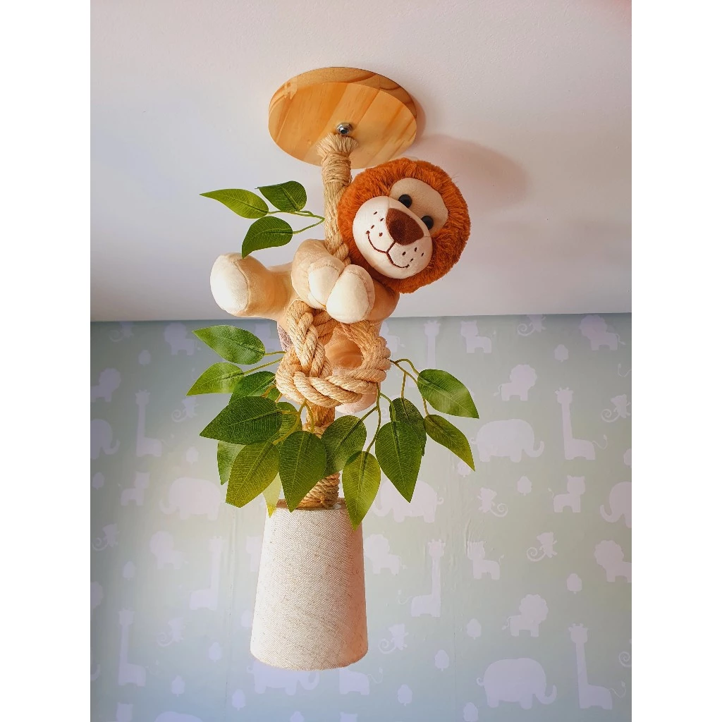 Luminária infantil quarto bebê safari COM CÚPULA TECIDO e leão